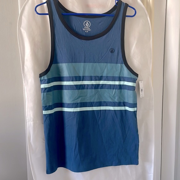 NWT - Volcom Tank Top - Picture 1 of 7